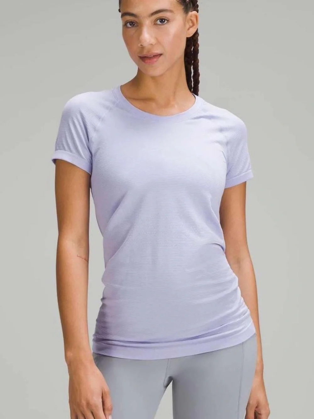 Lululemon Swiftly Tech Short Sleeve Shirt 2.0 - Lilac Smoke - Size 2